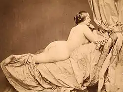 Ležící ženský akt, slaný papír, 13 × 17,2 cm, asi 1853