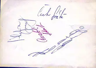 Autogramy členů