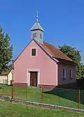 Kaple na návsi
