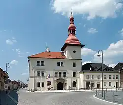 Radnice v Bělé pod Bezdězem