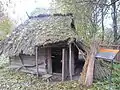 Roubený slovanský dům z 9. století