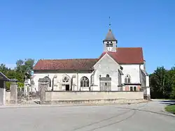 Kostel Saints-Pierre-et-Paul