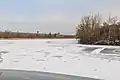 pohled na zamrzlý Bartoušovský rybník