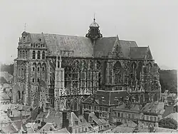 Rekonstrukce v roce 1930 (je stále patrné lešení)