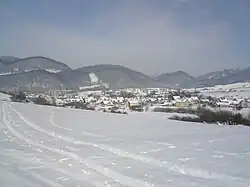 Pohled na obec v zimě