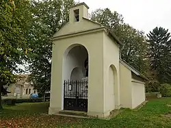 Benátecká Vrutice, kaplička svatého Jana Nepomuckého.jpg
