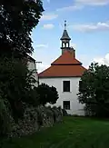 Benešov, Vidláková Lhota, barokní zámeček.JPG