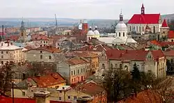 Panoramatický pohled na staré město.