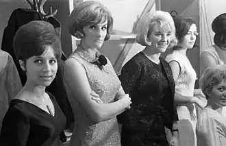 Berta Ambrož, Elda Viler a Majda Sepe na festivalu Opatija '65