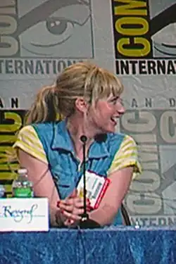 Beth Riesgraf (24. července 2010)