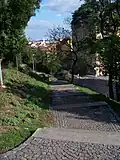 Schody nad Francouzskou ulicí