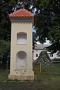 Boží muka na návsi U Pomníku