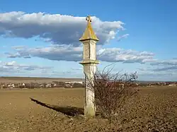 Boží muka v polích jižně od Šatova (Q94432218).jpg