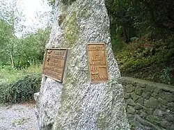 Památník na místě, kde hraničí Alpy a Apeniny
