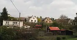 Domy se zahradami