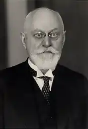 Prof. PhDr. Bohumil Navrátil