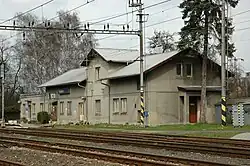 Staniční budova v roce 2011