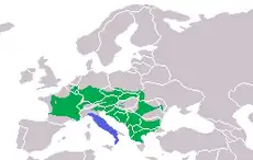 Rozšíření kuňky žlutobřiché na mapě zeleně.