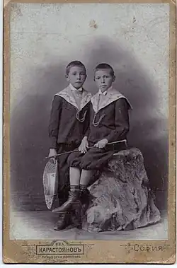 Boris and Asen Marinov, The sons of colonel Dimitar Marinov – Boris (later colonel) and Asen (later captain), 1904