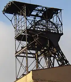Těžní věž dolu Michael (Brandýsek, okres Kladno)