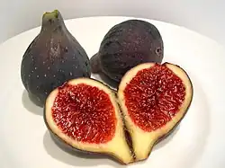 Zralé fíky fíkovníku smokvoně (Ficus carica)