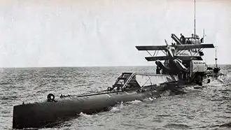 Parnall Peto se připravuje ke startu z HMS M2