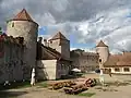 Západní nádvoří, tzv. příhrádek