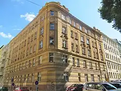 Brno, roh Antonínské a Mášovy.jpg