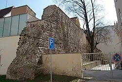 Pozůstatky hradeb u Husovy ulice (2009)