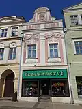 Broumov měšťanský dům Mírové nám. 121.JPG