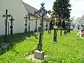 Památkově chráněný soubor litinových křížů na hřbitově