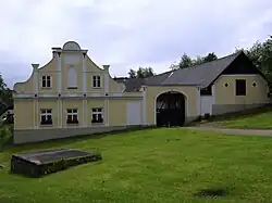 Buk - usedlost č. 5.jpg