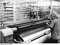 (3)Válový snovací stroj české výroby (NDR v roce 1974)