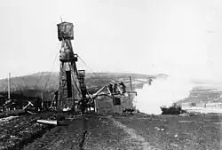 Haličské ropné pole u města Boryslaw roku 1909