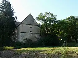 Buzice-tvrz1.JPG