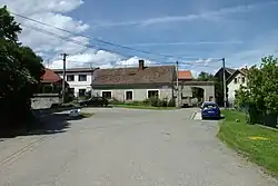 náves