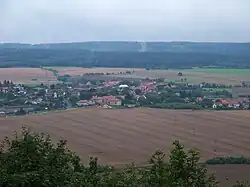 Pohled na Bzovou z hradu Točníku
