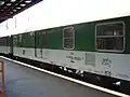 Vůz BDs449 v zeleno-bílém nátěru