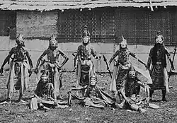 Umělci Wayang wong