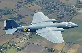 Canberra T.4 WJ874 roku 2005 v nátěru prvního prototypu VN799 z roku 1949