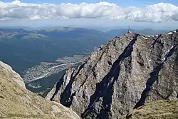 Strmé svahy nad Bușteni