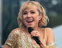 Jepsenová vystupující na Riverfest Elora v roce 2018