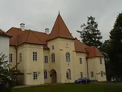 Zámek Kněžice