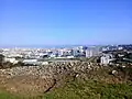Hradby, v pozadí pohled na město A Coruña