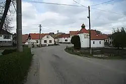 Centrum obce s kaplí sv. Ducha