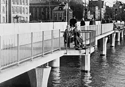 1962
