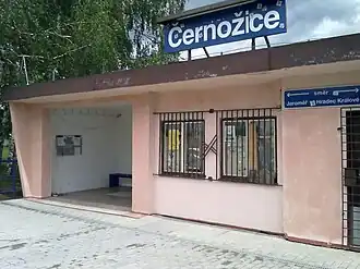 železniční zastávka v Černožicích