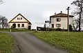 Domky na východě vesnice