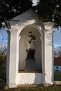 Chřešťovice. Výklenková kaple v obci. (29).jpg
