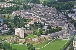Hrad a městské centrum Falaise